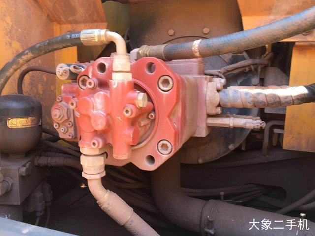 现代 R150LC-9 挖掘机