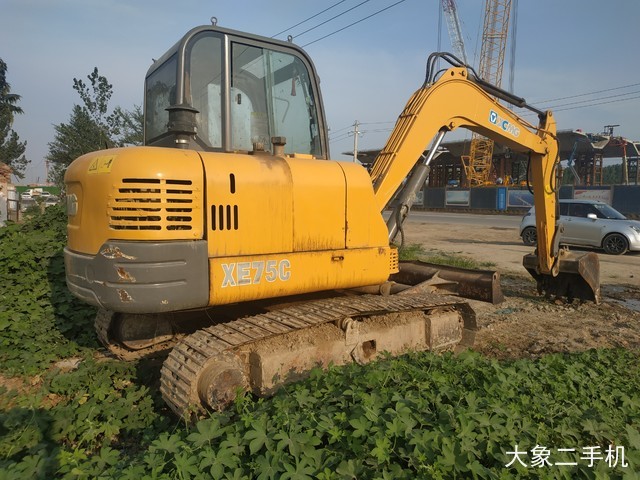 徐工 XE65D 挖掘机