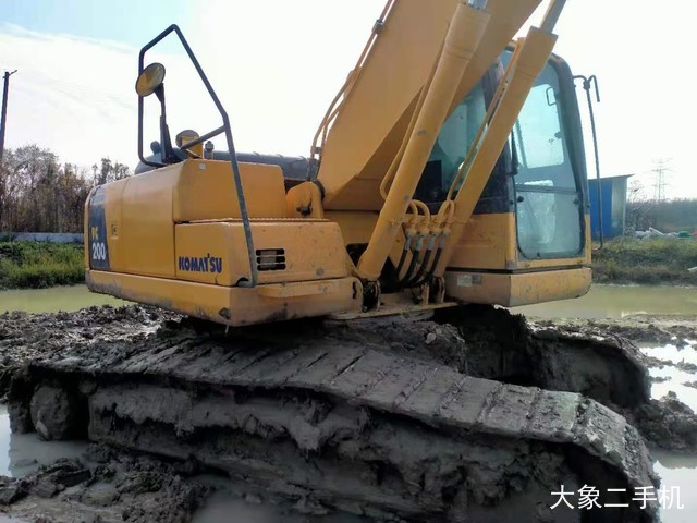 小松 PC200-8M0 挖掘机