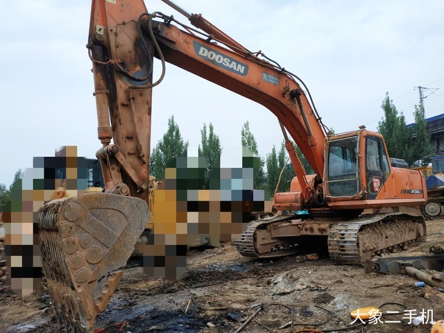 斗山 DH300LC-7 挖掘机