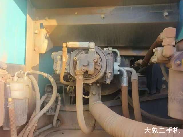 神钢 SK260LC-10 挖掘机