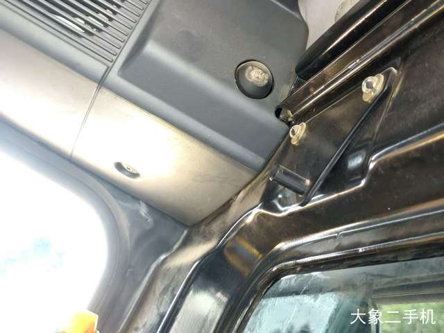 三一重工 SY375H 挖掘机