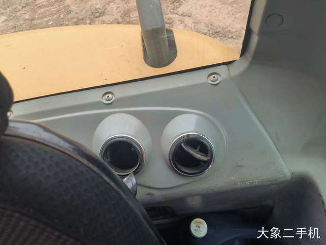 徐工 XE60D 挖掘机