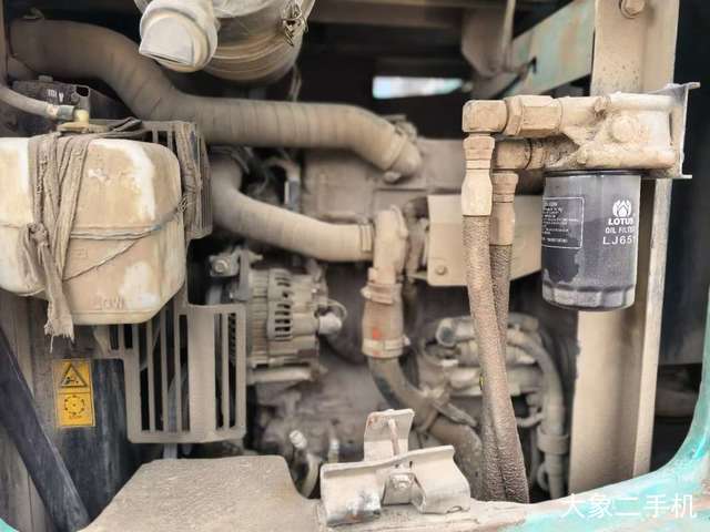 神钢 SK75-8 挖掘机