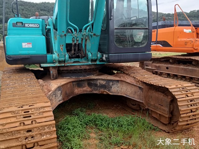 神钢 SK350LC-8 挖掘机