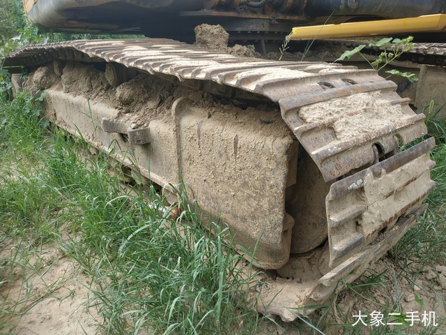 现代 R225LC-7 挖掘机