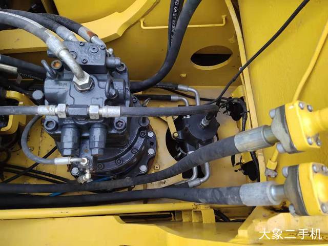 中联重科 ZE230E 挖掘机