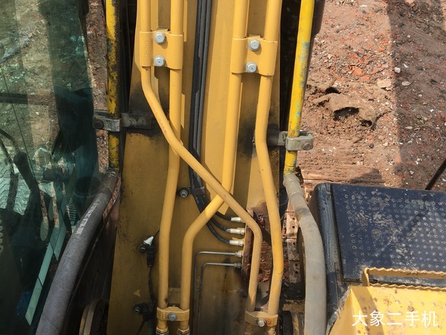 卡特彼勒 313D2GC小型液压 挖掘机