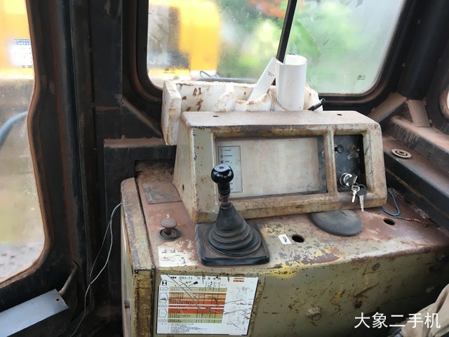 小松 D85EX-15 推土机