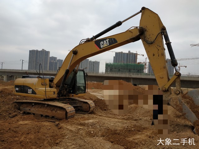 卡特彼勒 324D 挖掘机