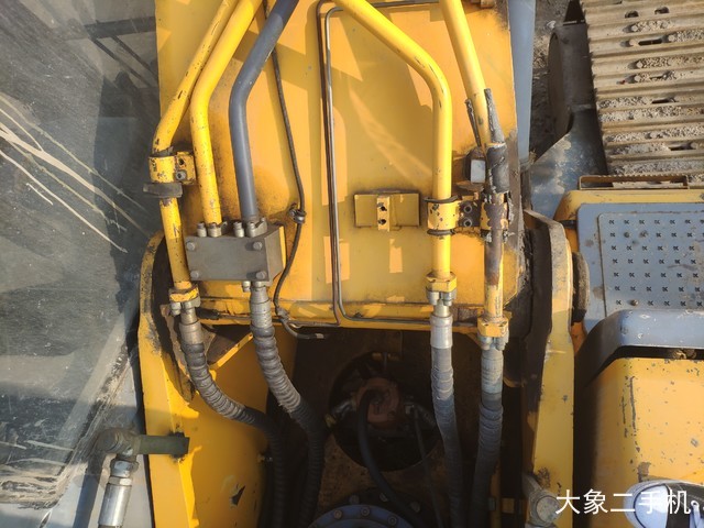 徐工 XE370C 挖掘机