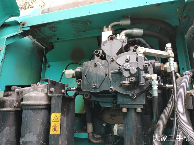 神钢 SK480LC-8 挖掘机