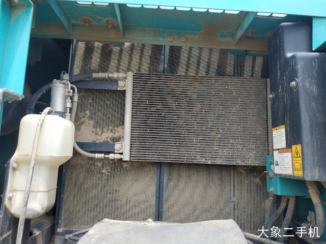 神钢 SK260LC-8 挖掘机