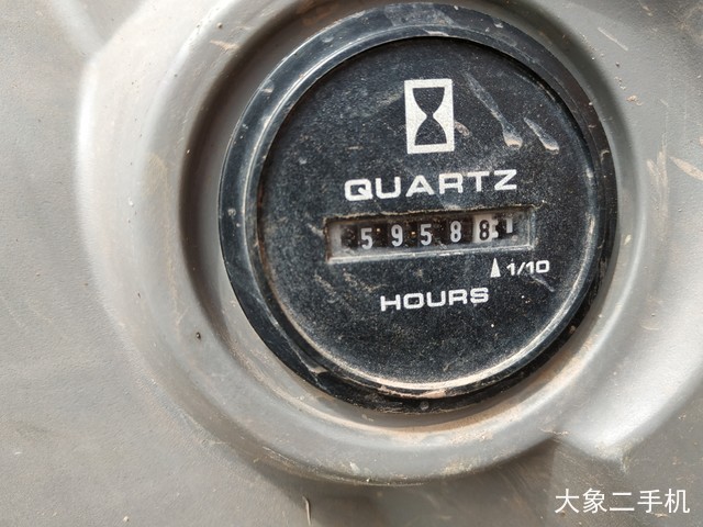 神钢 SK130-8 挖掘机