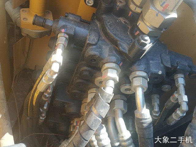 三一重工 SY75C 挖掘机