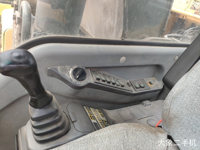 沃尔沃 EC240BLC 挖掘机