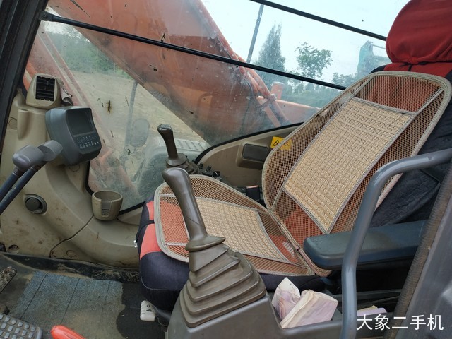 日立 ZX240LC-3 挖掘机