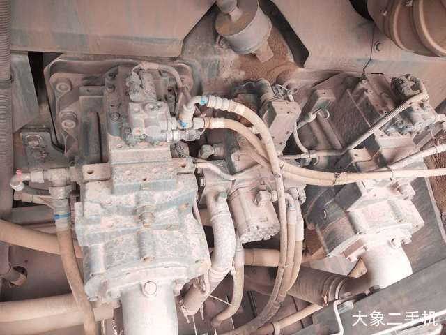 日立 ZX870LCH-3 挖掘机
