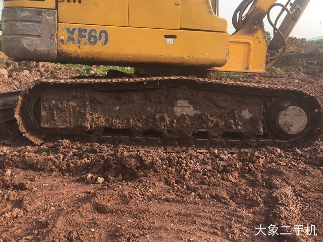 徐工 XE60 挖掘机