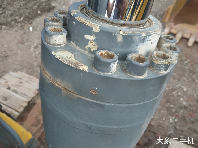 沃尔沃 EC210B 挖掘机