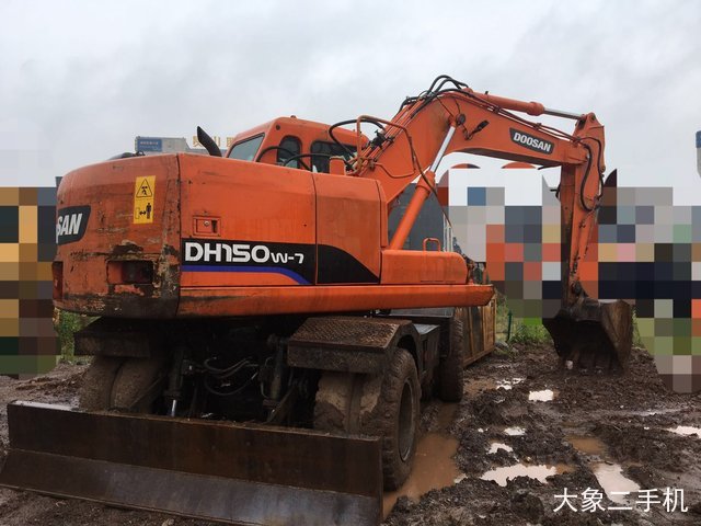 斗山 DH150W-7 挖掘机
