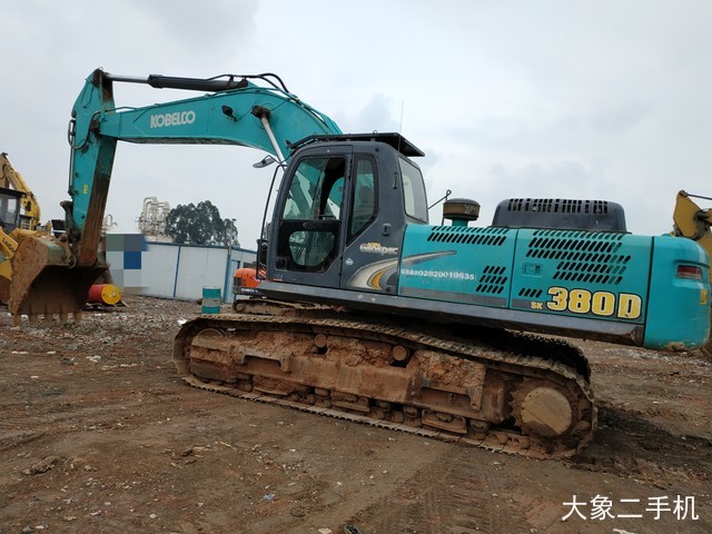 神钢 SK380D-8 挖掘机