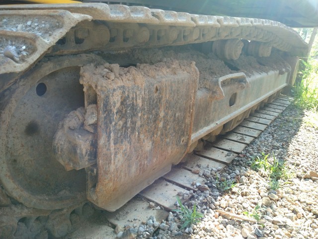 沃尔沃 EC210B 挖掘机