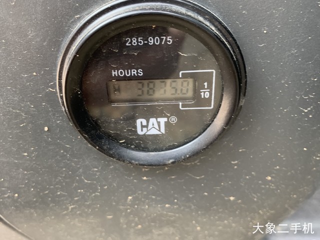 卡特彼勒 323DL 挖掘机