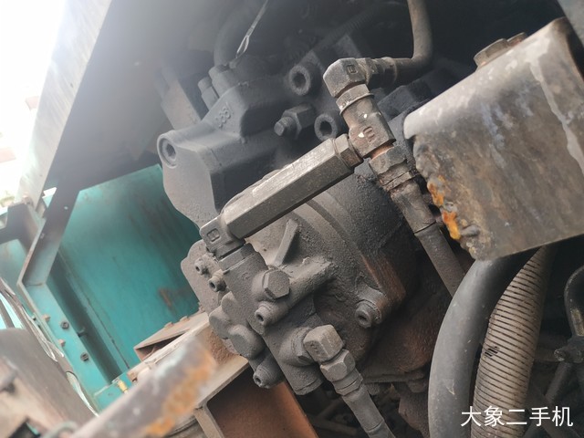 神钢 SK460-8 挖掘机