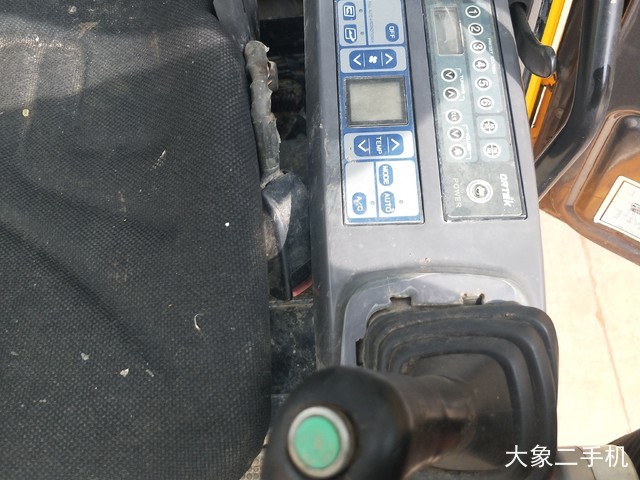 龙工 LG6215 挖掘机