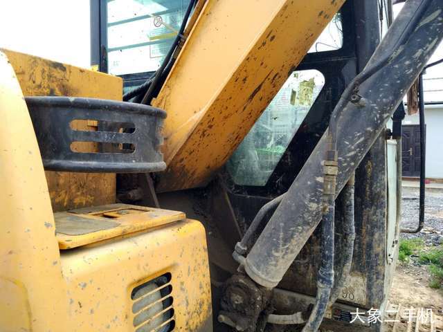 三一重工 SY75C 挖掘机