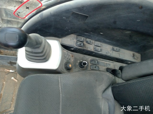 杰西博 JS130LC 挖掘机