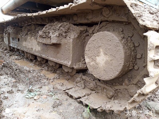 徐工 XE135B 挖掘机