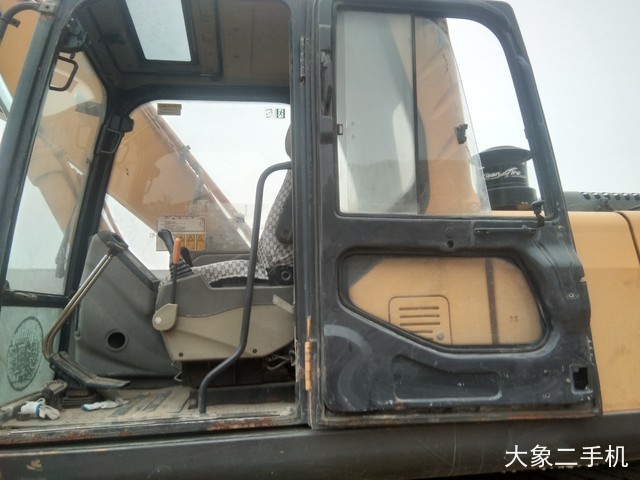 厦工 XG822LC 挖掘机