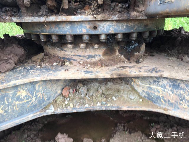 徐工 XE135B 挖掘机