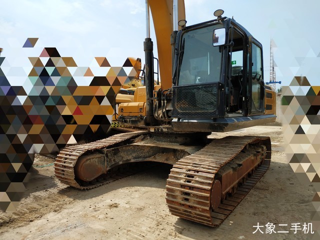 三一重工 SY245H 挖掘机