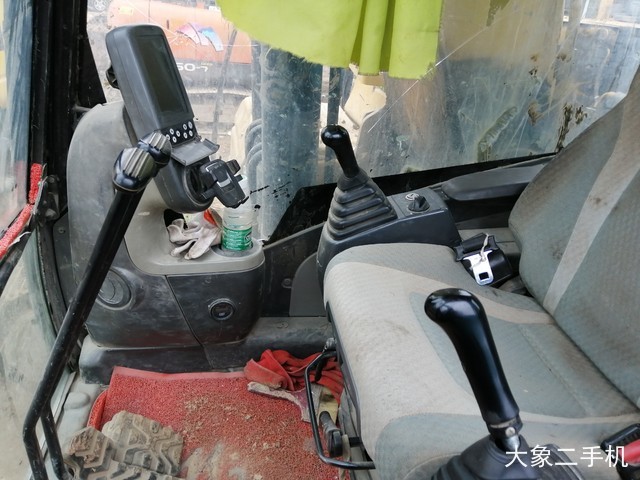 卡特彼勒 320D液压 挖掘机