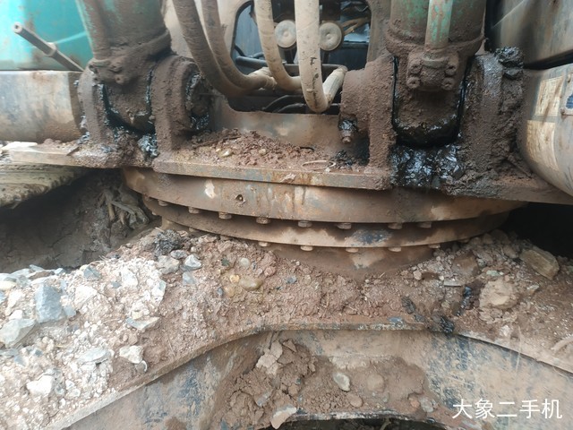 神钢 SK260LC-8 挖掘机