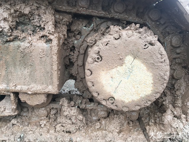 小松 PC240LC-8 挖掘机