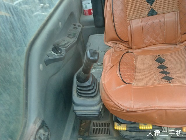 沃尔沃 EC210BLC 挖掘机