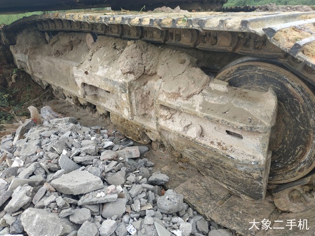 神钢 SK270D-8 挖掘机