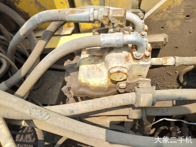 小松 PC240LC-8 挖掘机