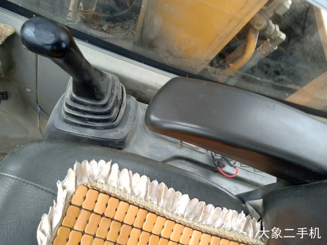 徐工 XE150D 挖掘机