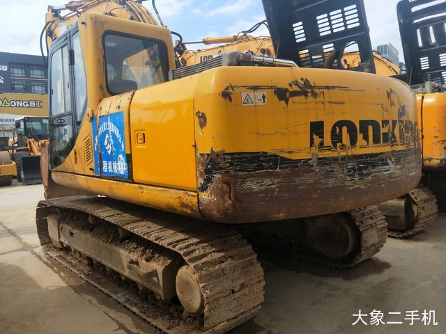 龙工 LG6225 挖掘机