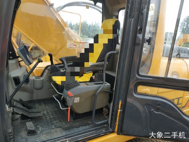 柳工 CLG922D 挖掘机