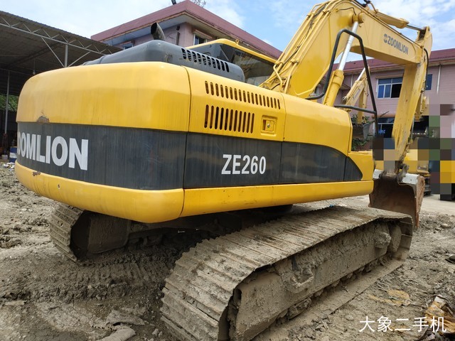 中联重科 ZE260E 挖掘机
