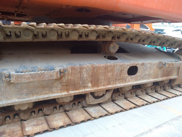 斗山 DX120 挖掘机