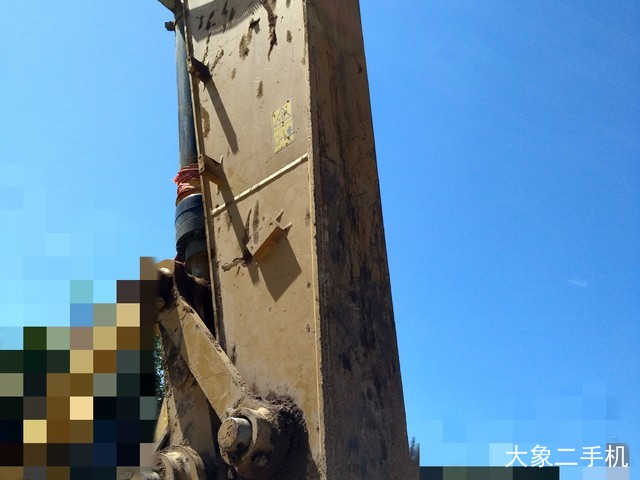 卡特彼勒 323D2L 挖掘机