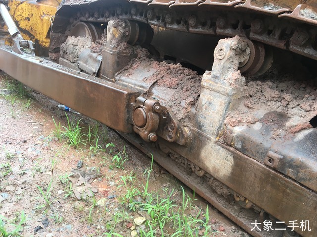 小松 D85EX-15 推土机