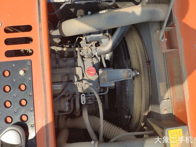 日立 ZX130-5A 挖掘机